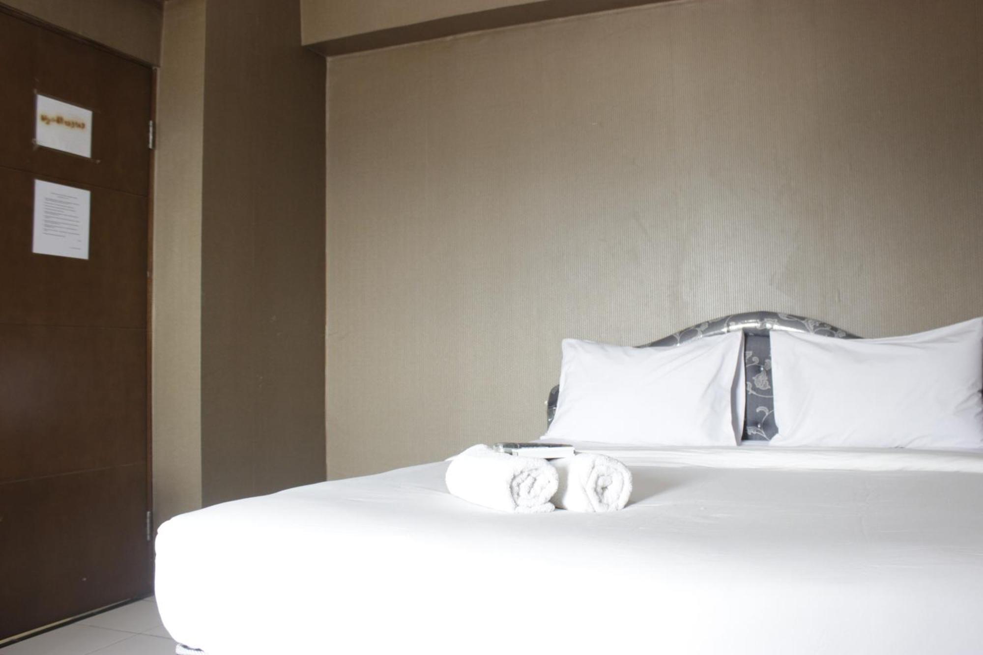 Apartemen Minimalist At Gateway Ahmad Yani Cicadas By Travelio *