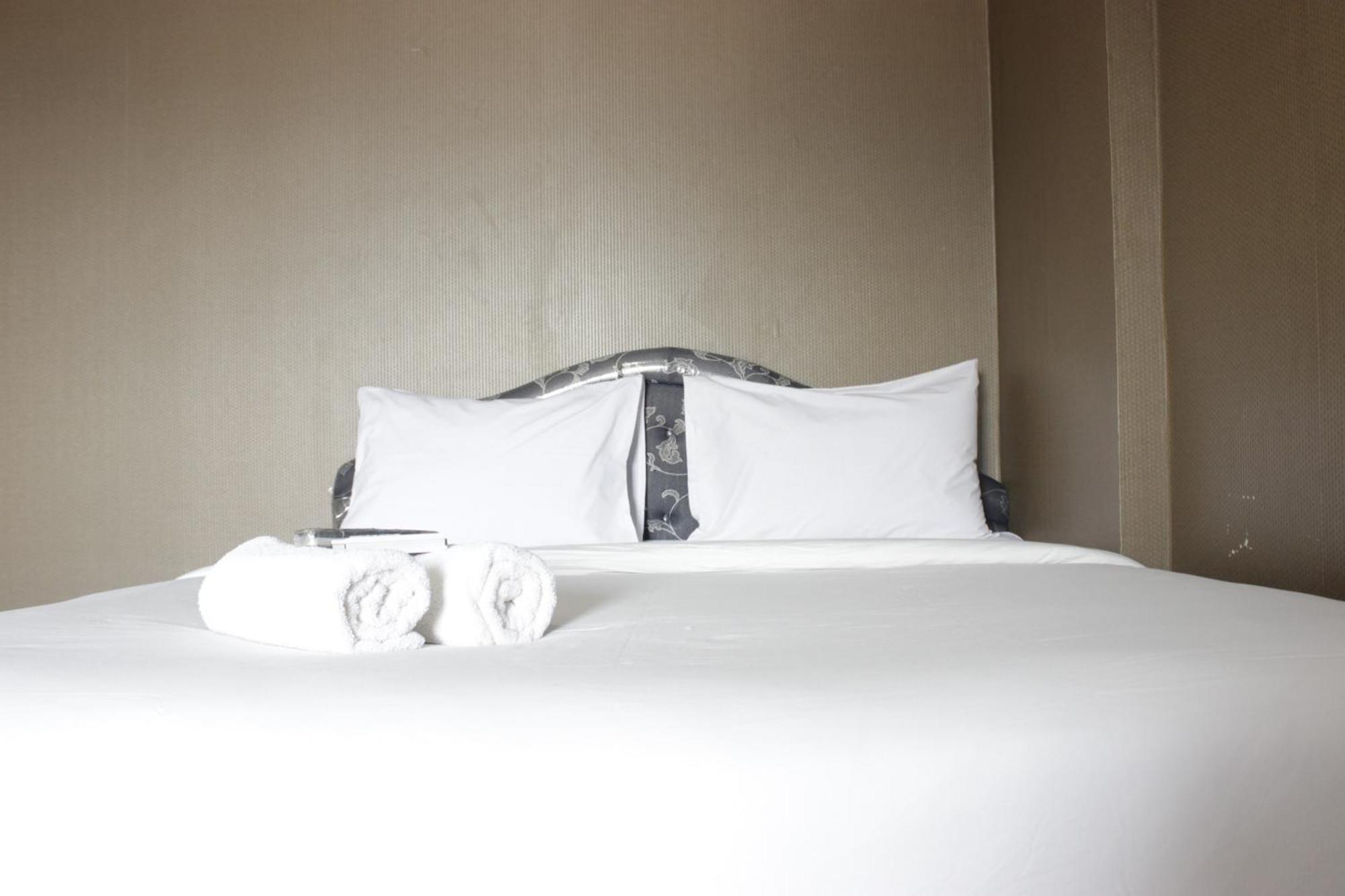 Minimalist At Gateway Ahmad Yani Cicadas By Travelio Apartemen Bandung