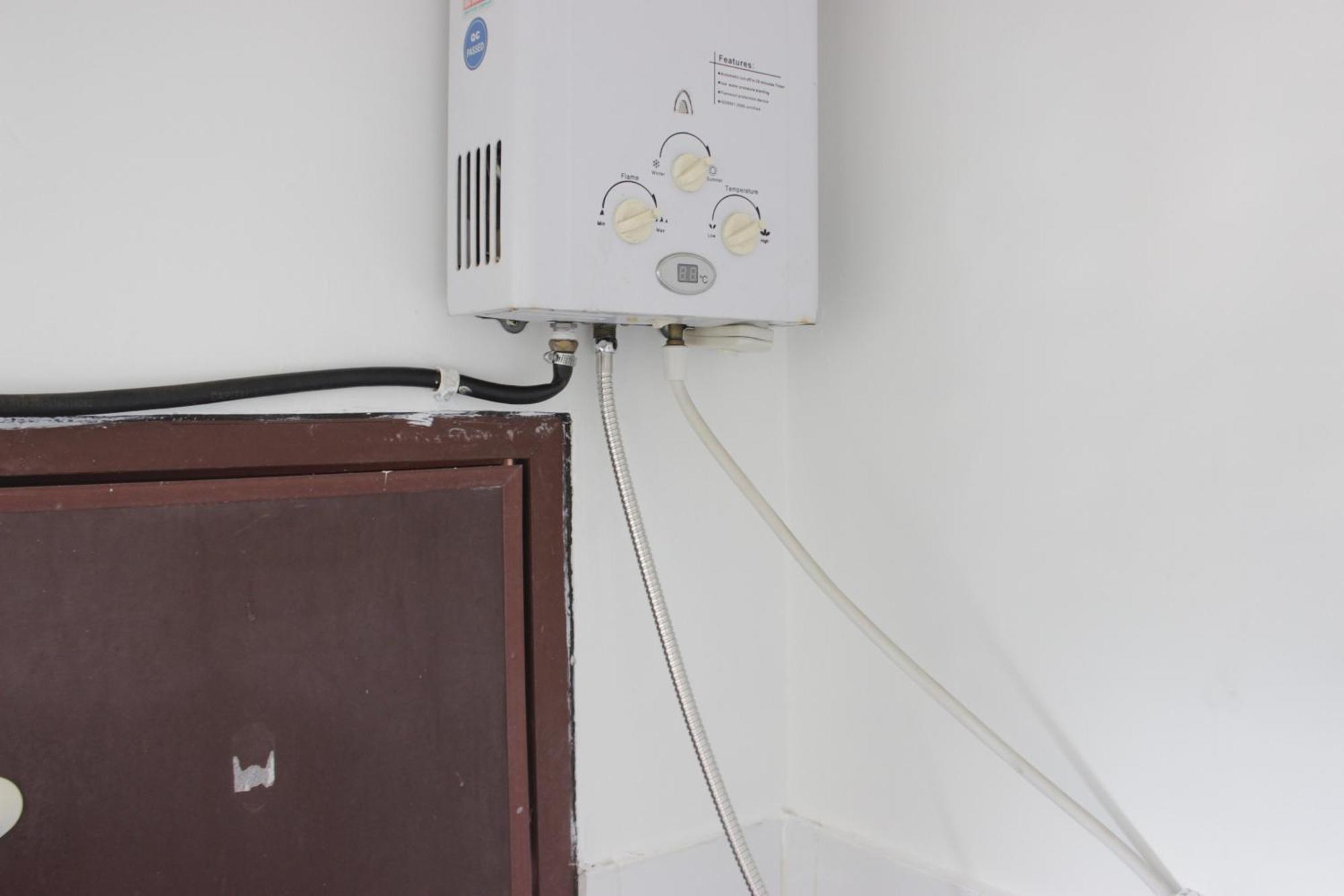 Minimalist At Gateway Ahmad Yani Cicadas By Travelio Apartemen Bandung