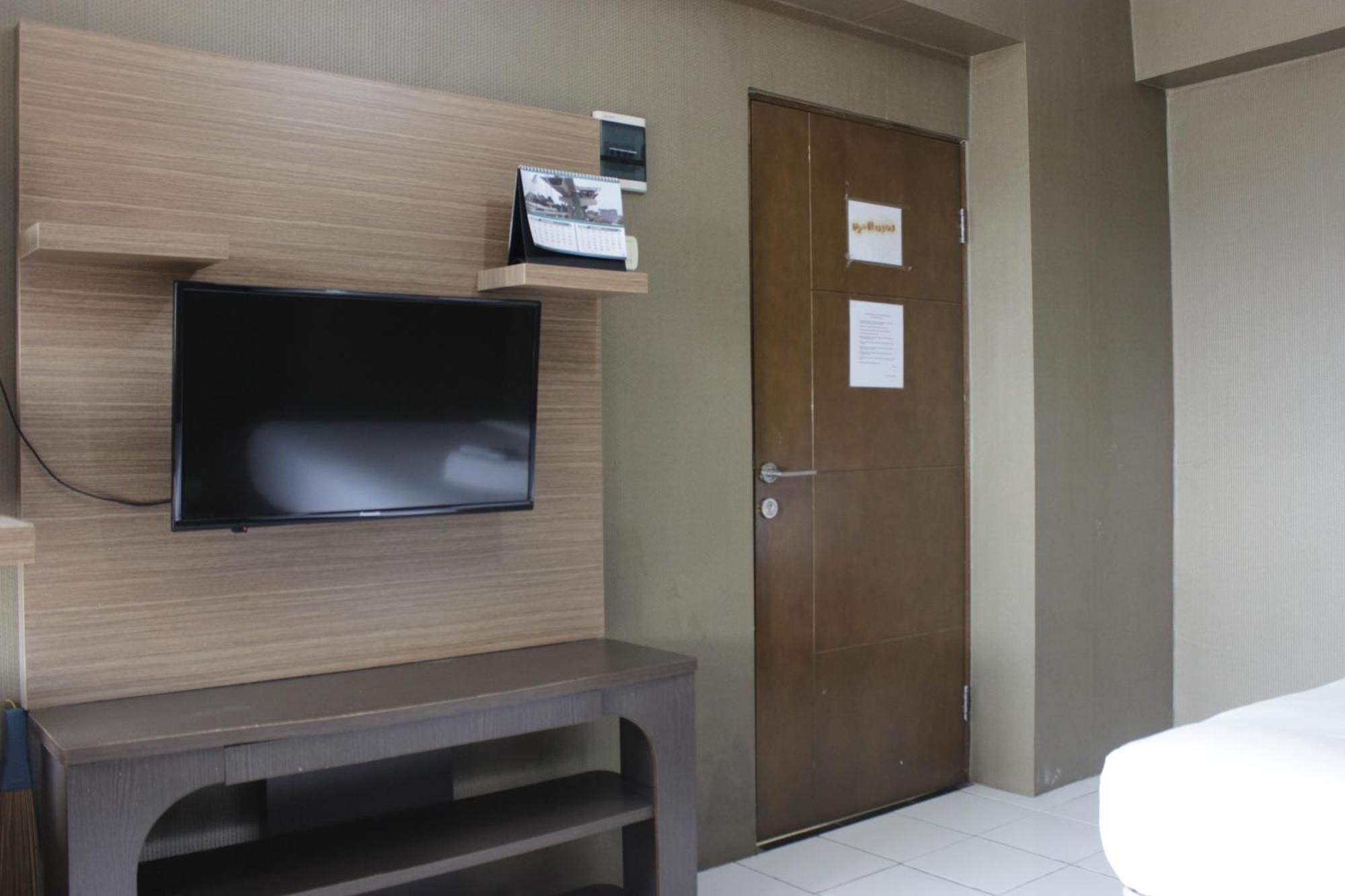 Apartemen Minimalist At Gateway Ahmad Yani Cicadas By Travelio *
